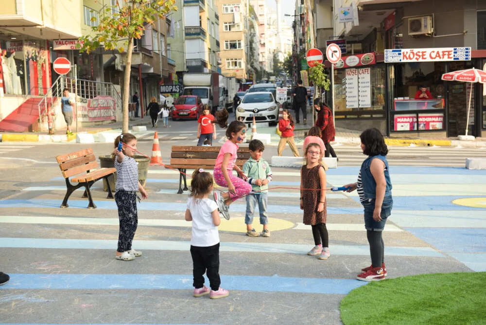 Kids playing in a safe street